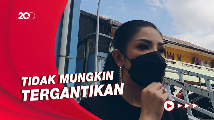 Nindy Ayunda: Askara Tetap Bapak Terbaik untuk Anak-anakku
