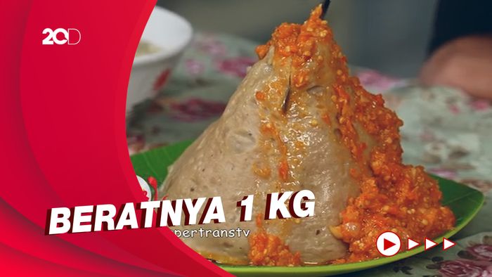 Bikin Laper: Pedas Lembut Bakso Merapi yang Viral di Gandaria Jaksel