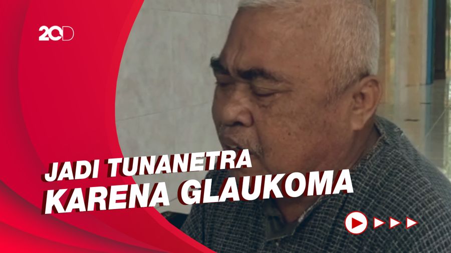 Merdunya Suara Muazin Tunanetra di Banyuwangi