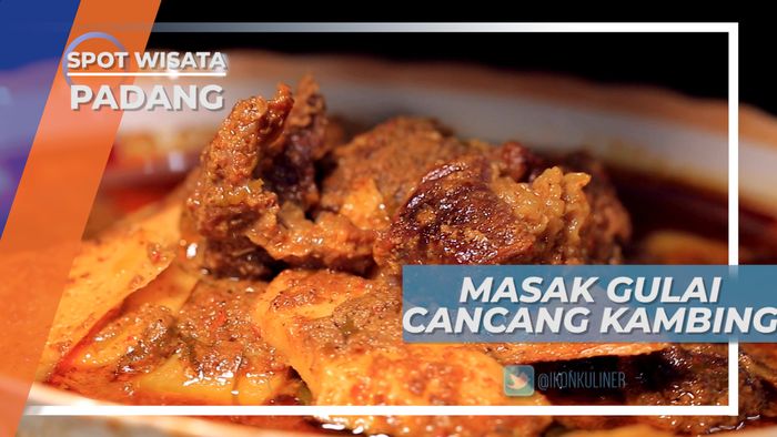 Memasak Cancang Kambing, Gulai Lezat Khas Kota Padang
