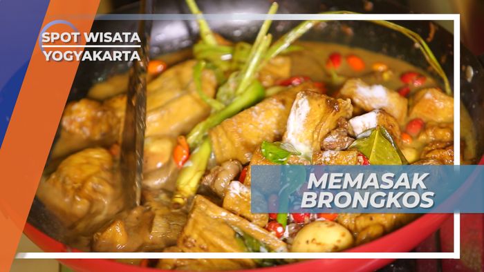 Sayur Brongkos, Memasak Kuliner Khas Yogyakarta