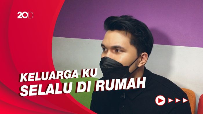 Thariq Halilintar Bantah Orang Tuanya Jalan-jalan di Mal