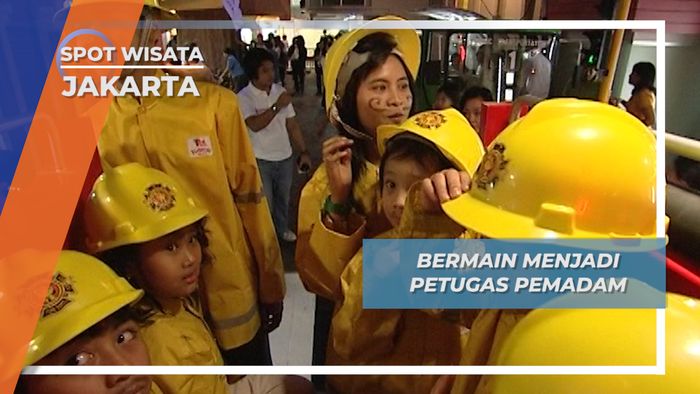 Bermain Menjadi Petugas Pemadam Kebakaran, Jakarta