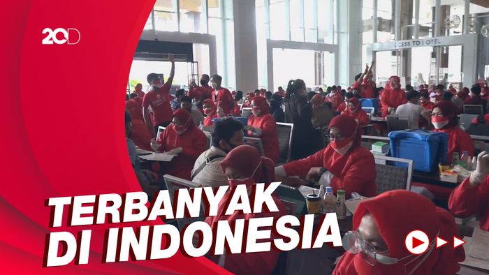 Festival Vaksinasi di Makassar Cetak Rekor!
