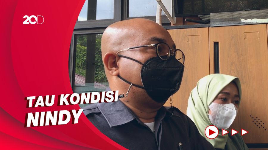 Ibunda Menangis saat Jadi Saksi Perceraian Nindy Ayunda