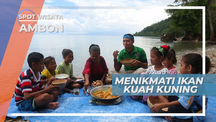 Ikan Kuah Kuning, Nikmat Berwadah Kalabasa Dan Sagu Lempeng Ambon