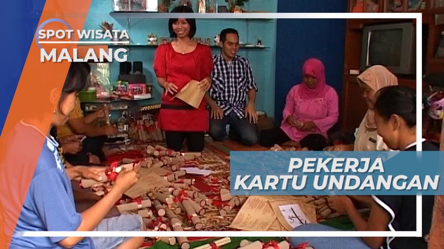Usaha Kartu Undangan, Penyedia Lapangan Kerja Para Ibu Rumah Tangga, Malang