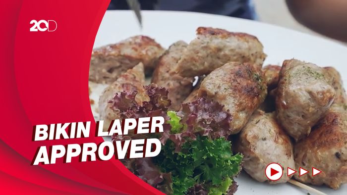 Bikin Laper: Sosis Panggang yang Dagingnya Super Juicy