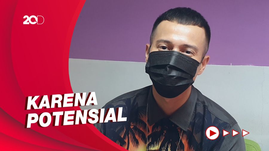 Herjunot Ali Buka Warung Soto Betawi di Jepang