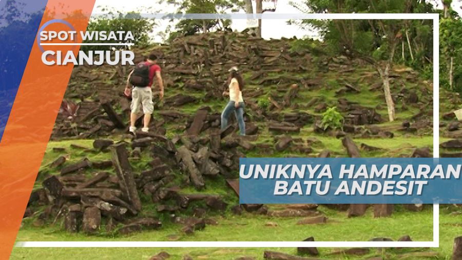 Hamparan Batuan Andesit Berusia Ratusan Tahun di Gunung Padang Cianjur