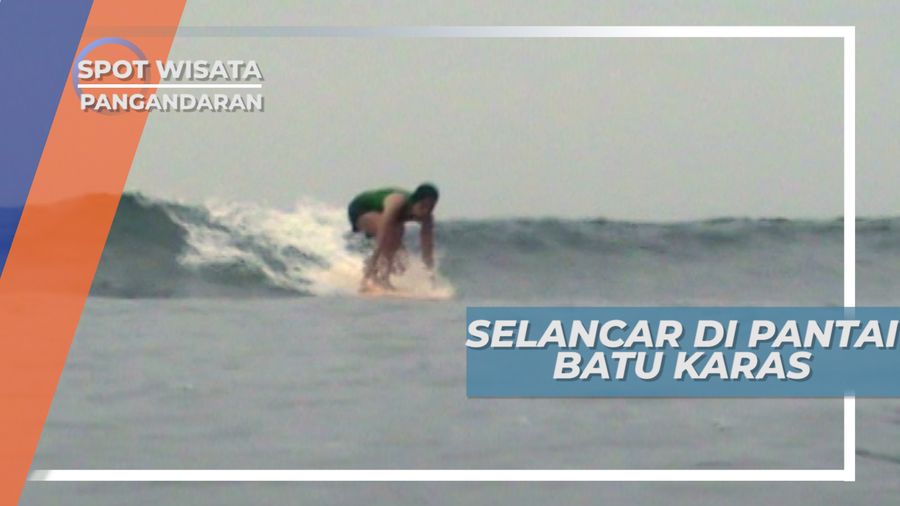 Seru-Seruan Di Atas Papan Selancar Sewaan di Pantai Batukaras Cijulang Jawa Barat 