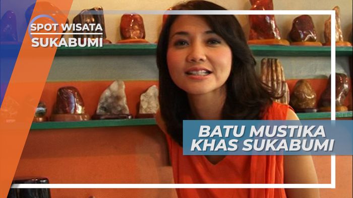 Meja dan Kursi Batu tak ketinggalan Batu Mustika Sukaraja Sukabumi