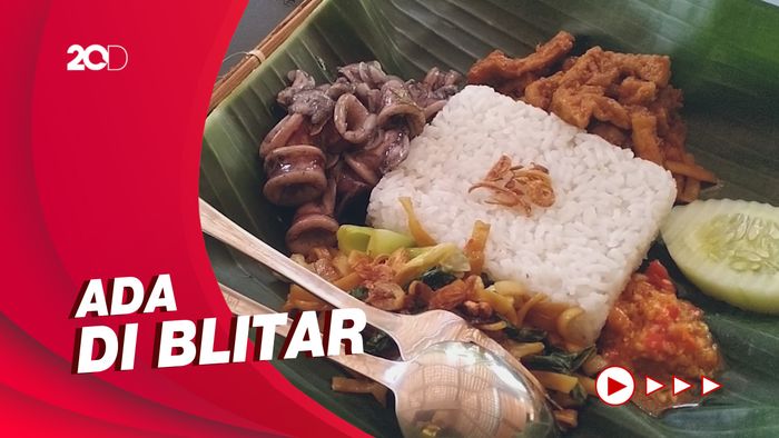 Menyantap Cumi Hitam dengan Suasana Asri nan Teduh