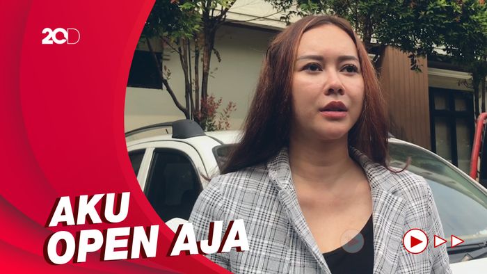 Dapat Hak Asuh Anak, Aura Kasih Tak Larang Eryck Bertemu