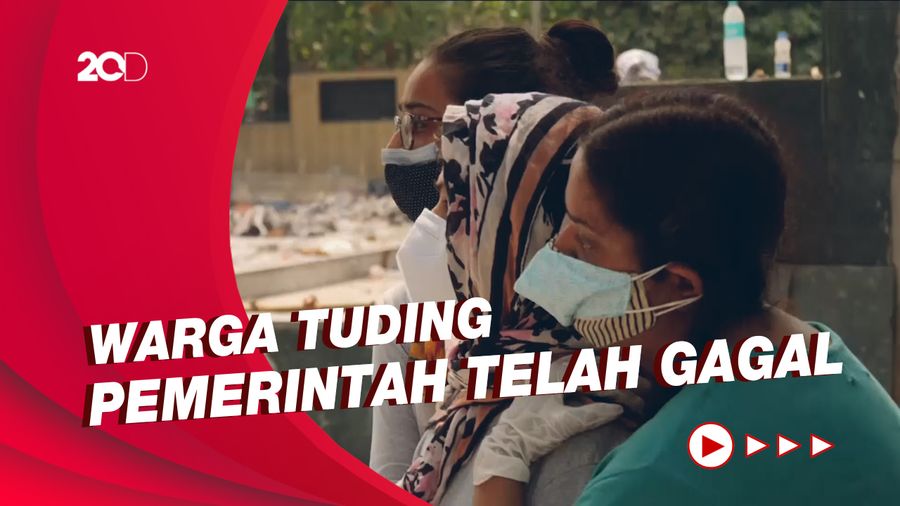 Sukarelawan Terjun Langsung Jemput Jenazah COVID-19 di India