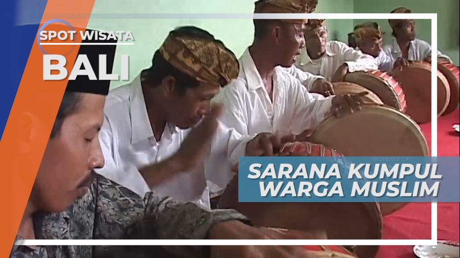 Burdah, Sarana Kumpul dan Saling Menghibur Warga Muslim Desa Pegayaman Singaraja Bali