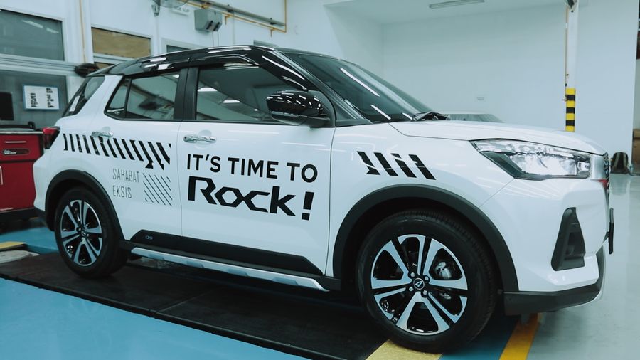 Its Time To Rock! Daihatsu Rocky Meluncur di Tanah Air