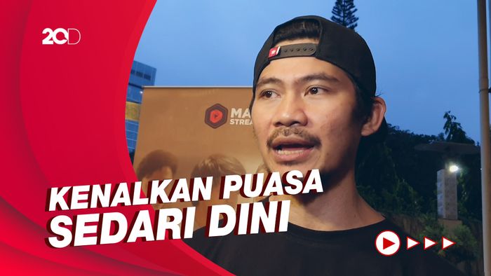 Cara Donny Alamsyah Ajarkan Puasa ke Buah Hati