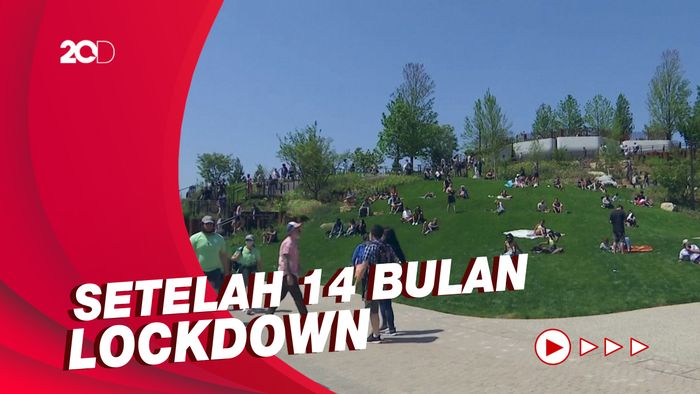 Cabut Pembatasan, Warga New York Menuju Hidup Normal