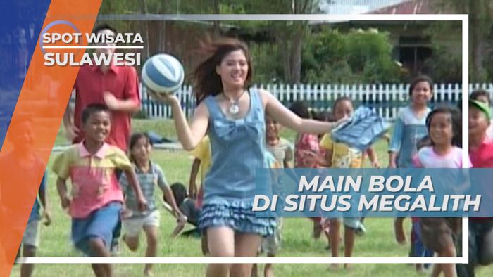 Bermain Seru Bersama Anak-anak Warga Lokal Situs Megalitik, Sulawesi