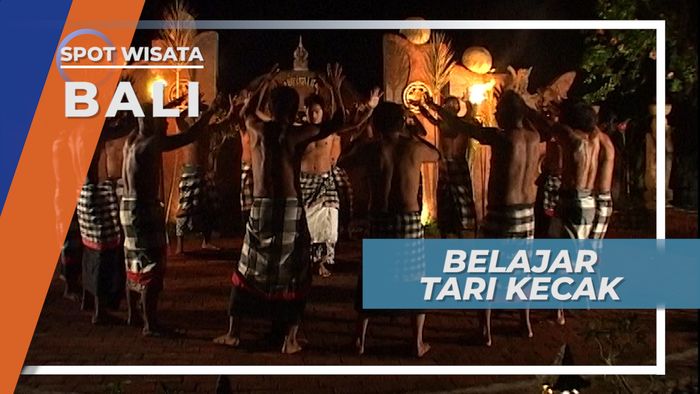 Belajar Tari Kecak di Puri Bona Kelod Gianyar Bali