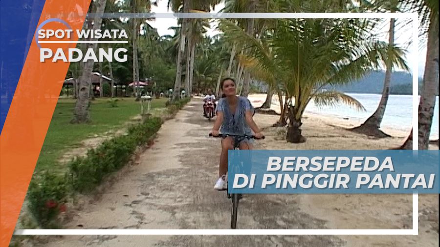 Asiknya Bersepeda di Pinggir Pantai, Padang Sumatera Barat