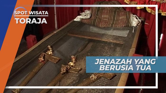 Jenazah Berusia Tua yang Diawetkan di Museum Buntu Kalando Toraja Sulawesi Selatan