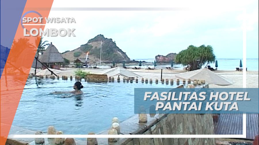 Pemandangan Pantai Kuta Lombok dari Kolam Renang Hotel