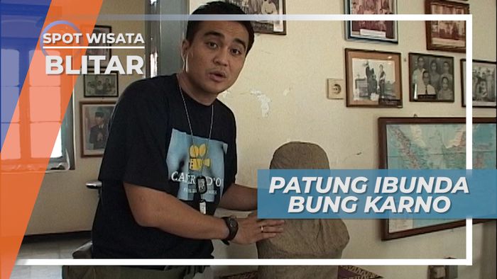 Melihat dari dekat Patung Ibunda Bung Karno di Ndalem Gebang, Blitar