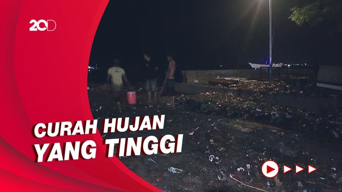 Banjir Terjang Puluhan Rumah Warga Polewali Mandar
