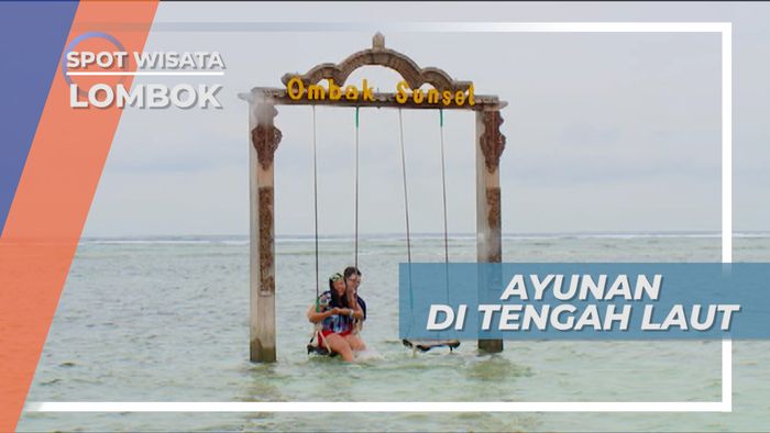 Ayunan Di Atas Air Laut Pantai Gili Trawangan Lombok