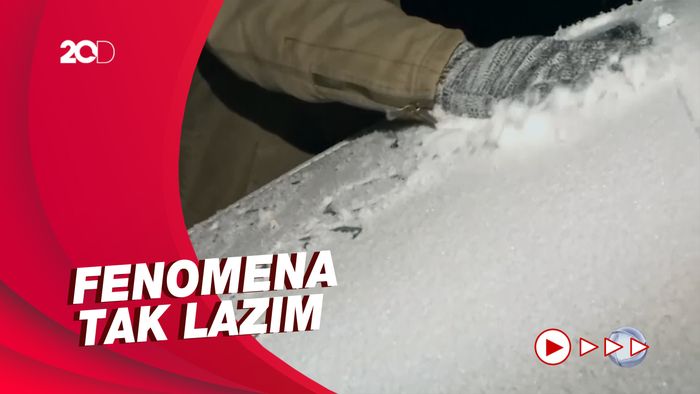 Langka! Turun Salju di Brasil