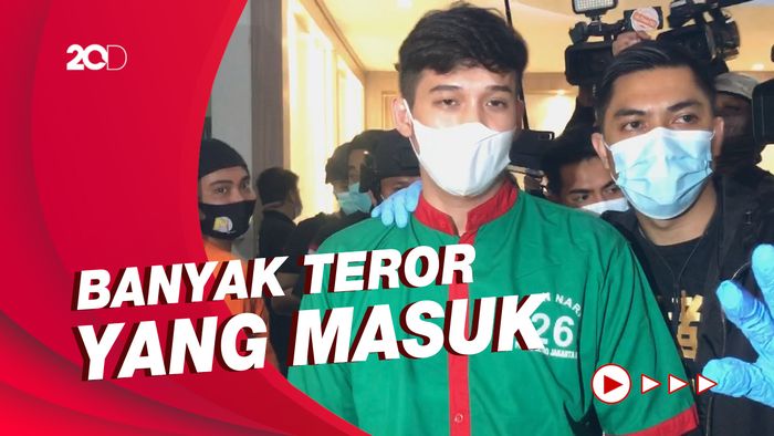 Keluarga Dapat Teror Usai Askara Parasady Cerai dengan Nindy Ayunda