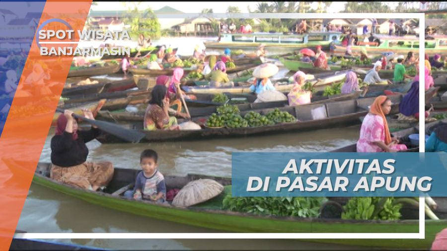Ramai Riuh Aktivitas Pasar Apung di Banjarmasin, Kalimantan Selatan