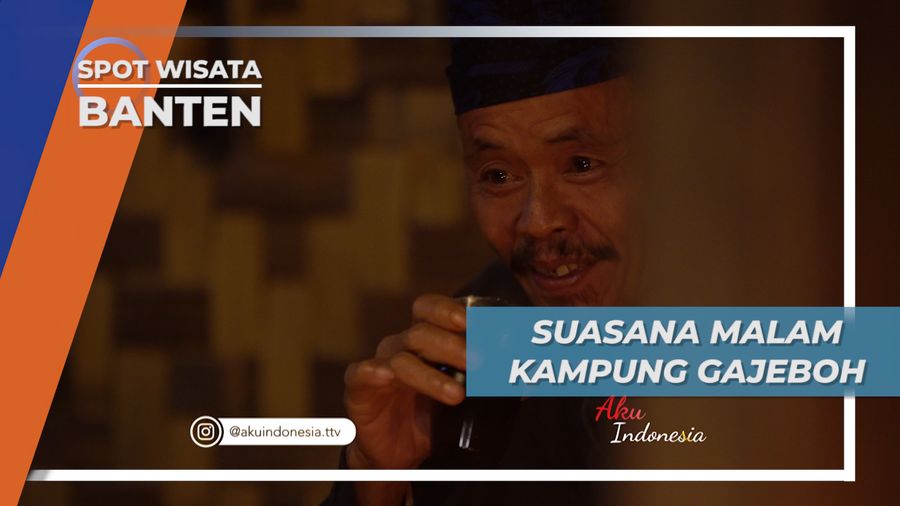 Suasana Malam Kampung Gajeboh Baduy Luar Banten