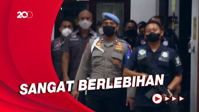 Pengacara Sesalkan Penggunaan Senjata dalam Pengawalan Nia-Ardi Bakrie