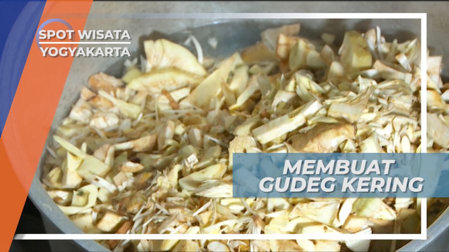 Gudeg Kering Yogyakarta, Resep Rahasia Tambahan Daun Singkong