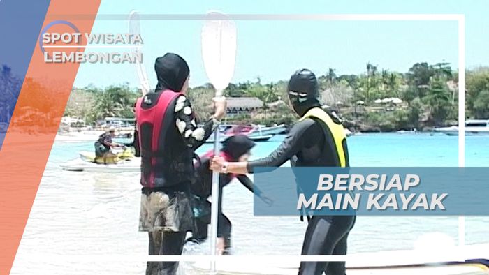 Bersama Teman, Berlomba Mendayung Kayak, Lembongan