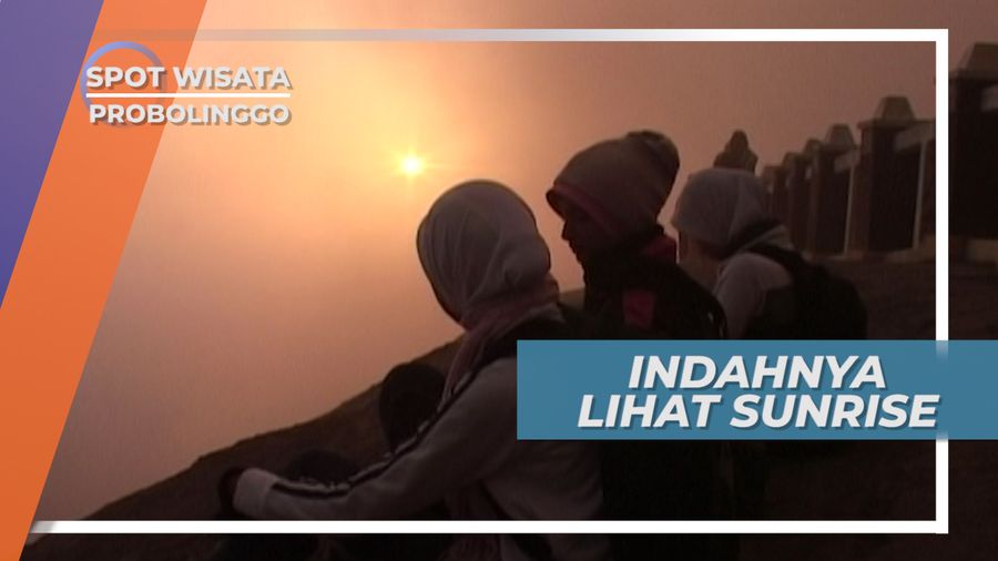 Matahari Terbit di Puncak Gunung Bromo, Probolinggo