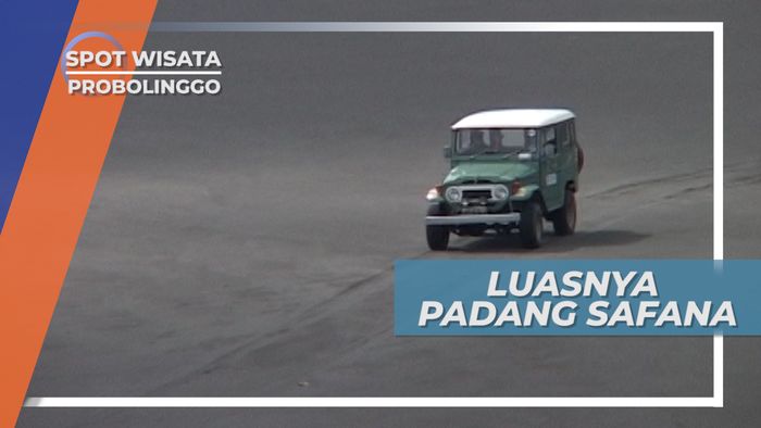 Hamparan Padang Safana yang Dikelilingi Bukit, Probolinggo