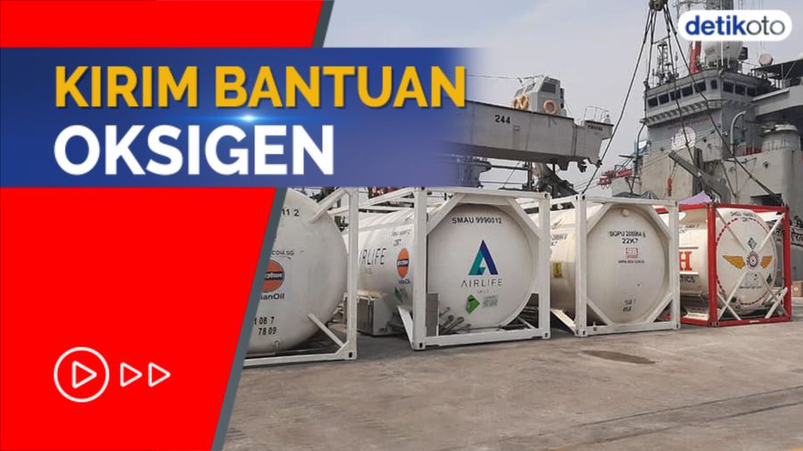 Penampakan Kapal Perang India yang Kirim Oksigen untuk Indonesia