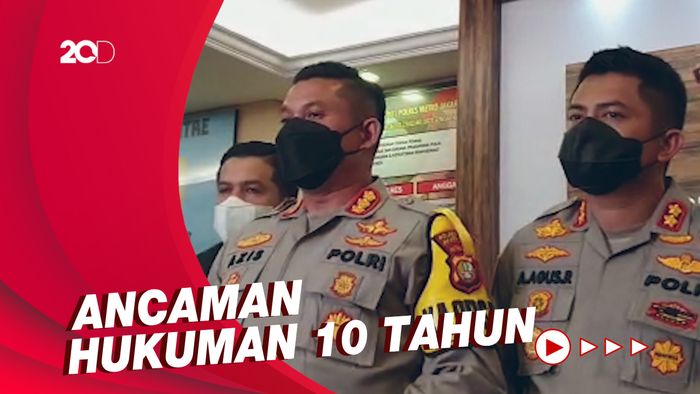 Berbikini di Pinggir Jalan, Dinar Candy Resmi Jadi Tersangka!