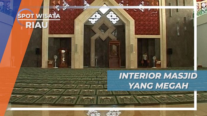 Kemegahan Interior Masjid Tanjung Balai Karimun Riau