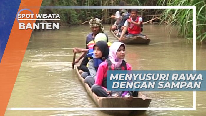Menyusuri Cagar Alam Rawa Danau Naik Sampan, Banten