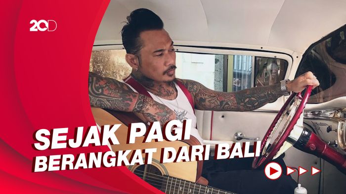 Penuhi Panggilan Polda, Jerinx ke Jakarta Lewat Jalur Darat