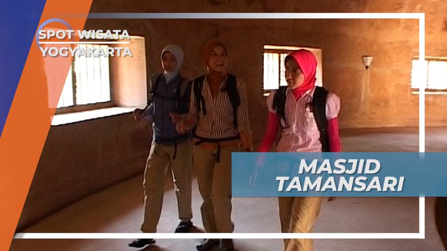 Uniknya Arsitektur Masjid Taman Air Keraton Kasultanan Ngayogyakarta