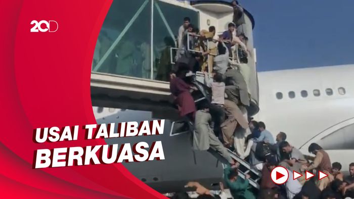  Pemandangan Bandara Kabul yang Disesaki Warga Afghanistan