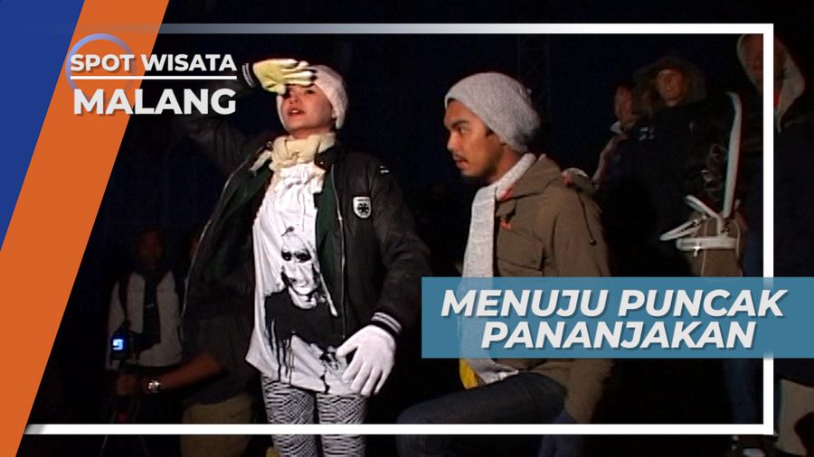 Dinginnya Malam Di Puncak Pananjakan, Menanti Semburat Jingga Terbitnya Matahari Bromo