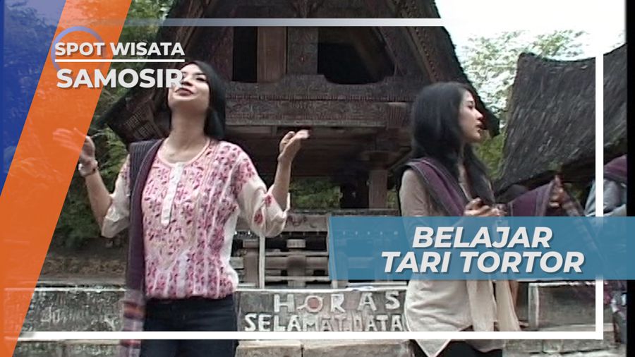 Belajar Tari Tortor Desa Simanindo Samosir