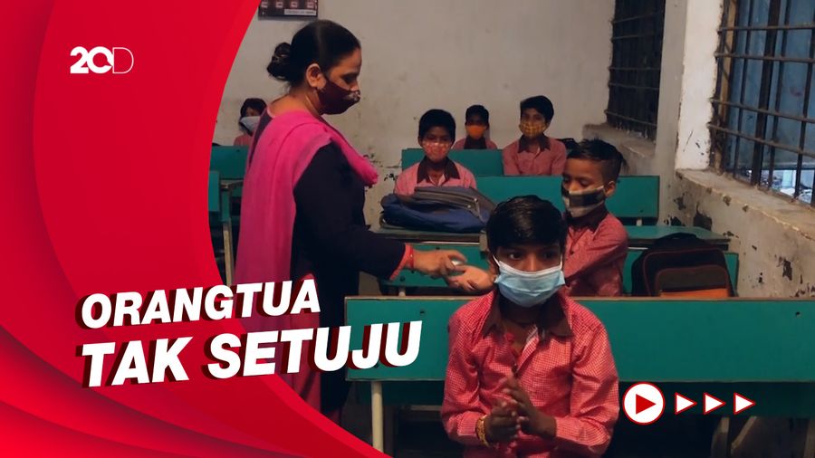  Sekolah di India Mulai Dibuka Lagi di Tengah Lonjakan Covid-19